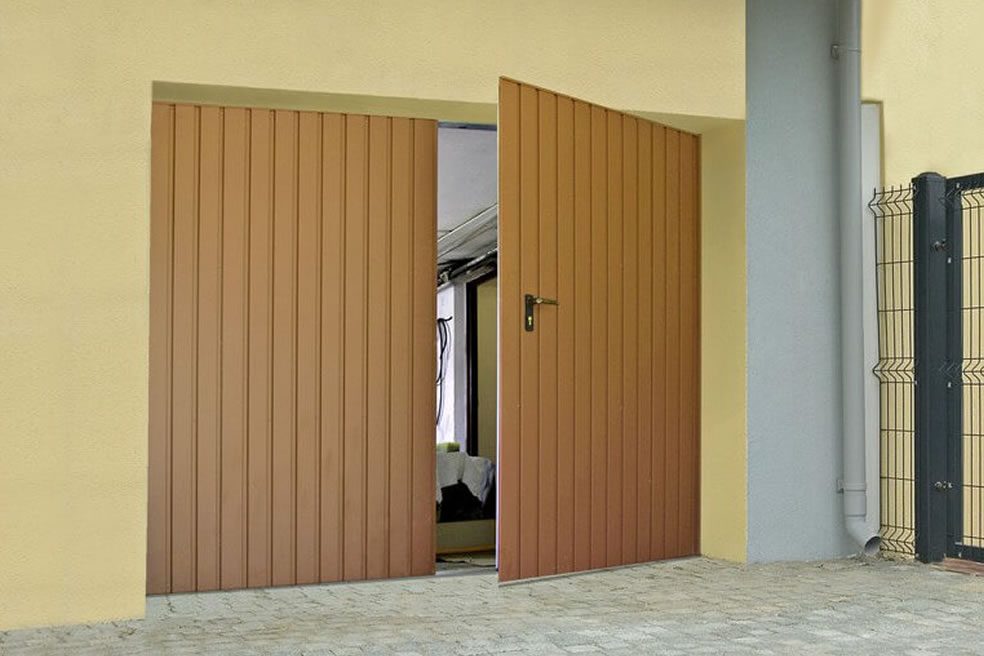 Portes de garage battantes